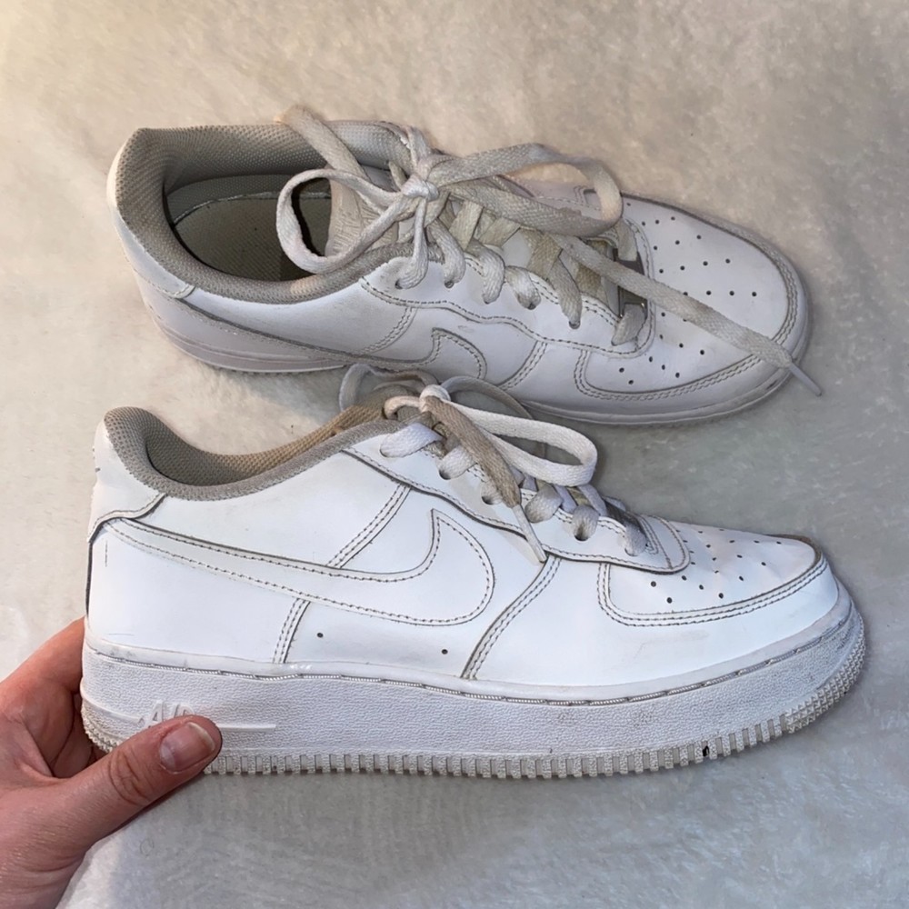 Nike Air force 1's triple white low top sneaker size 6Y